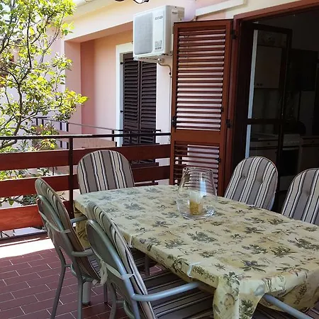 Vidakovic Apartment Ugljan